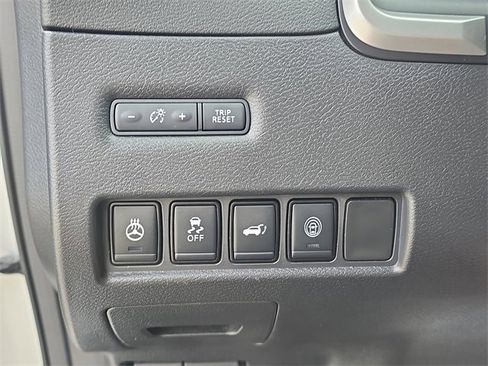 Certified 2022 Nissan Murano Platinum w/ Cargo Package image 31