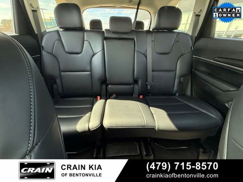 Certified 2025 Kia Telluride LX image 31