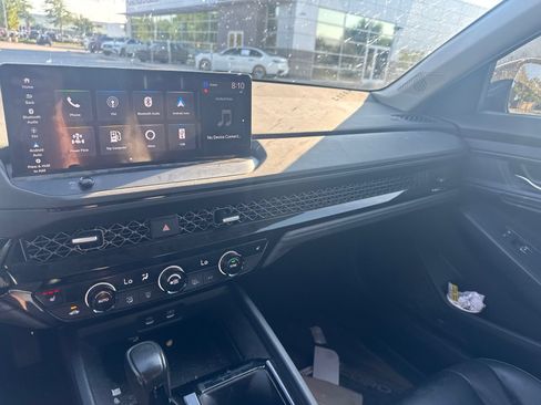 Used 2023 Honda Accord EX-L image 16