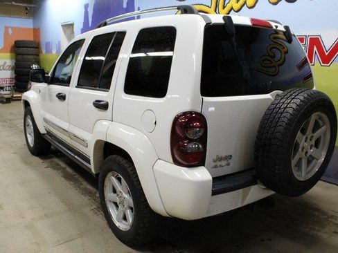 Used 2006 Jeep Liberty Limited image 7