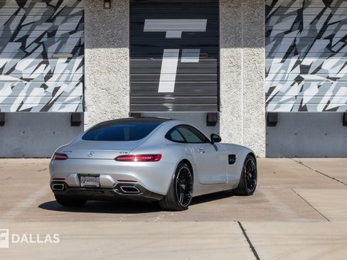 Used 2016 Mercedes-Benz AMG GT S image 17