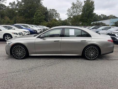 Used 2023 Mercedes-Benz S 580 4MATIC Sedan image 4