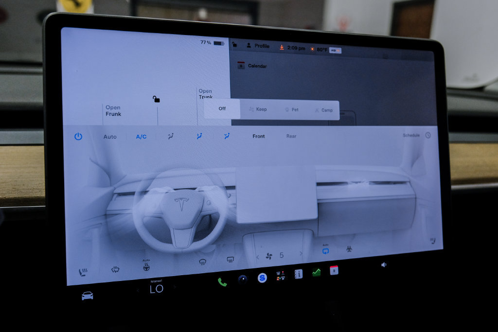 Used 2023 Tesla Model Y Long Range AWD/4WD image 39