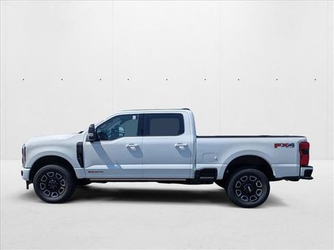 New 2025 Ford F250 Platinum image 9