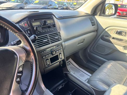 Used 2004 Honda Pilot EX image 17