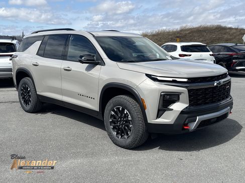 New 2026 Chevrolet Traverse Z71 w/ Driver Confidence Package image 1