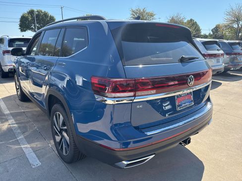 New 2026 Volkswagen Atlas SE image 7