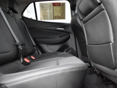 Used 2022 Buick Encore GX Select image 10