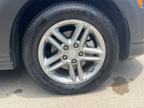 Used 2020 Hyundai Kona SE FWD image 11