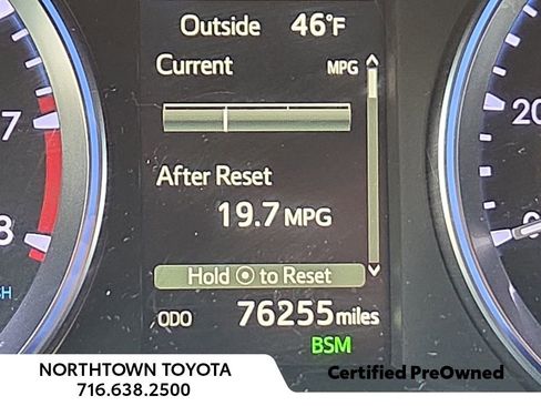 Used 2019 Toyota Highlander XLE image 19