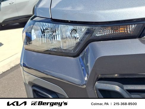 Used 2023 Chevrolet Colorado LT RWD image 11