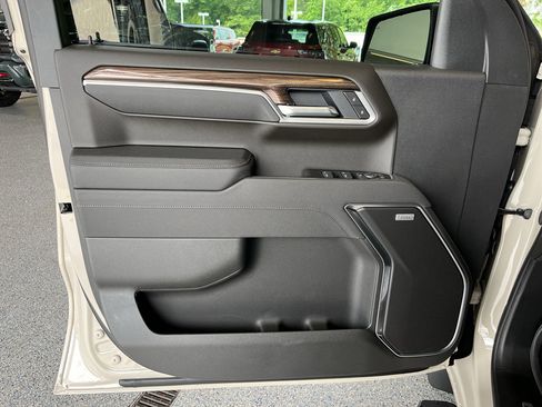 New 2026 Chevrolet Silverado 1500 RST w/ All Star Edition Plus RWD image 27