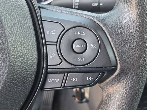 Certified 2025 Toyota RAV4 LE AWD/4WD image 18