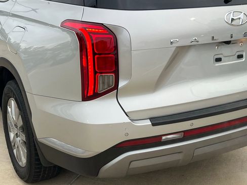 Used 2023 Hyundai Palisade SEL AWD/4WD image 13