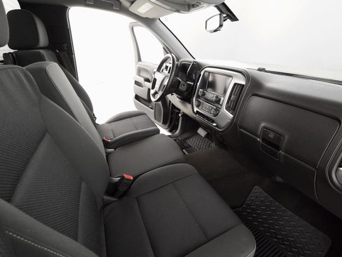 Used 2017 GMC Sierra 1500 SLE image 23