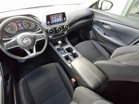 Certified 2022 Nissan Sentra S image 19