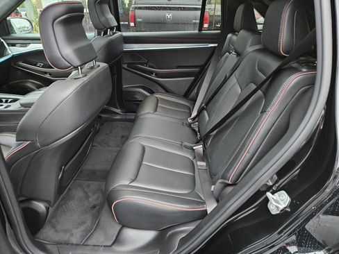 Used 2024 Jeep Wagoneer Launch Edition image 16