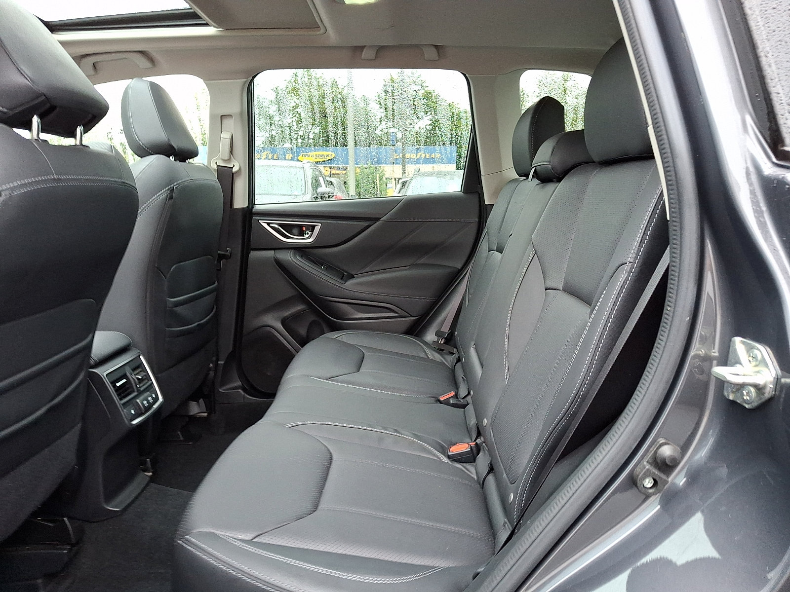 Used 2021 Subaru Forester Touring AWD/4WD image 10