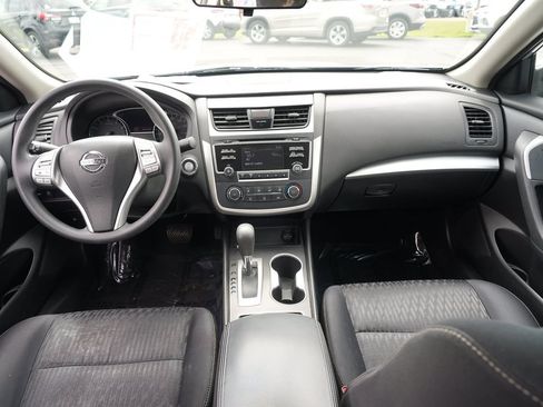 Used 2017 Nissan Altima 2.5 S w/ Power Driver Seat Package FWD image 25