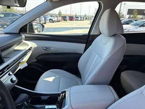 New 2026 Hyundai Tucson SEL FWD image 19