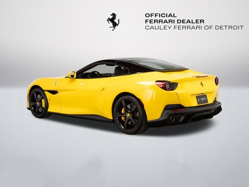 Certified 2020 Ferrari Portofino RWD image 14