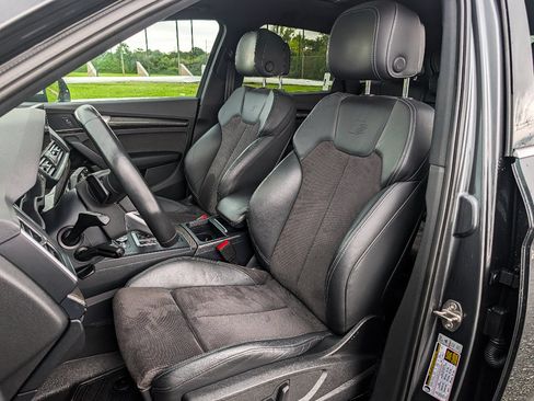 Used 2018 Audi SQ5 Premium Plus AWD/4WD image 14