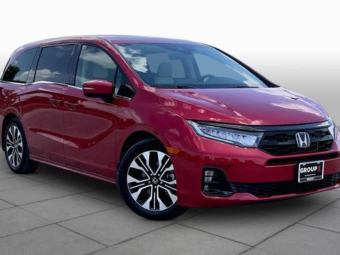 Used 2025 Honda Odyssey Elite image 3