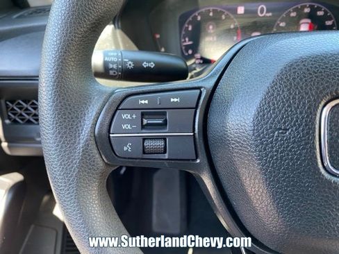 Used 2025 Honda Accord LX image 18