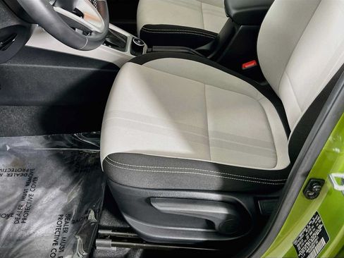 Certified 2023 Hyundai Venue SEL FWD image 20