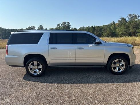 Used 2020 GMC Yukon XL Denali w/ Denali Ultimate Package image 7
