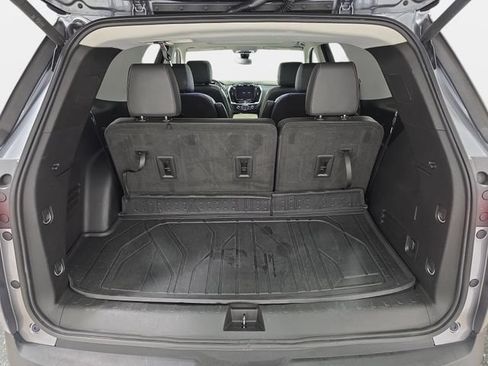 Used 2020 Chevrolet Traverse RS w/ LPO, Floor Liner Package AWD/4WD image 35