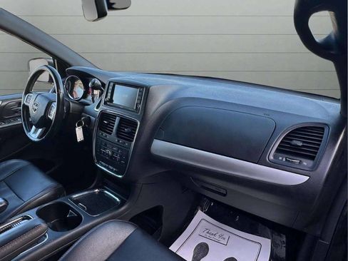 Used 2019 Dodge Grand Caravan GT image 15