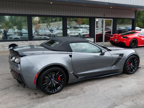 Used 2015 Chevrolet Corvette Z06 w/ 2LZ Preferred Equipment Group image 89