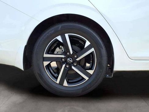 Certified 2025 Nissan Sentra SV w/ Trunk Package FWD image 20