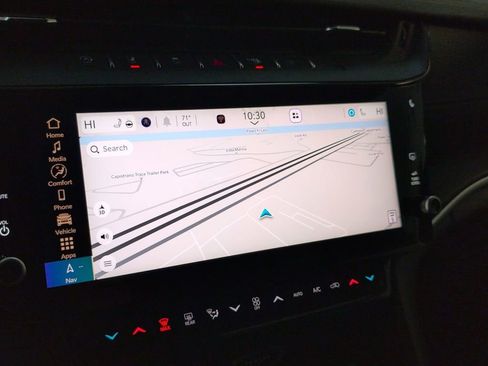 New 2026 Jeep Grand Cherokee Altitude image 21