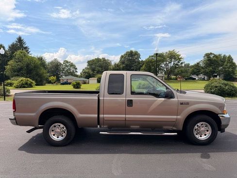 Used 2002 Ford F250 XLT RWD image 5