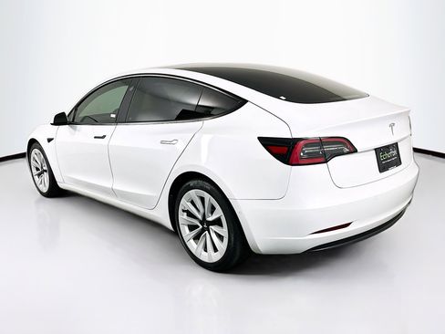Used 2021 Tesla Model 3 Standard Range Plus image 5