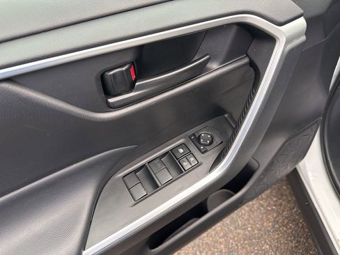 Used 2024 Toyota RAV4 LE image 14