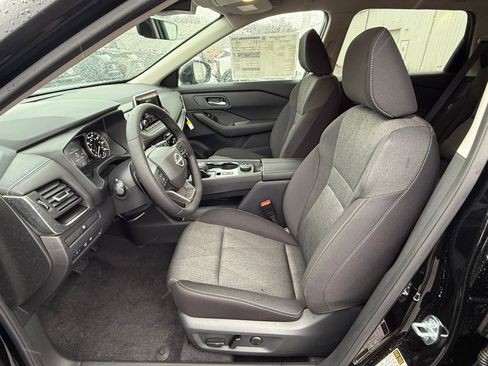 New 2026 Nissan Rogue SV w/ Cold Weather Package image 11