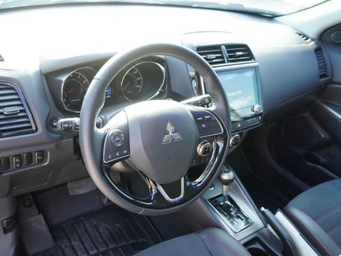 Used 2024 Mitsubishi Outlander Sport ES AWD/4WD image 18