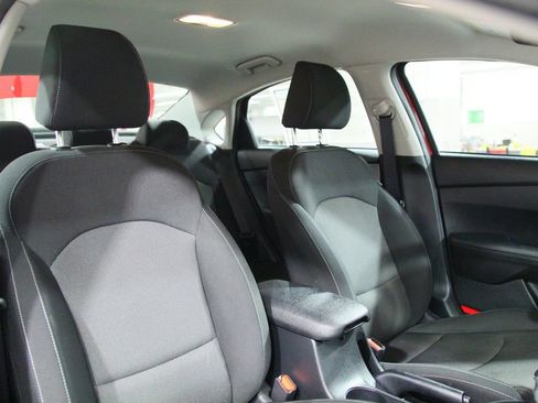 Used 2024 Kia Forte LXS w/ LXS Technology Package FWD image 21