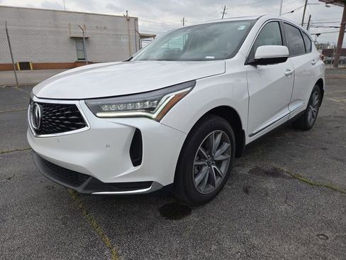 Used 2023 Acura RDX w/ Technology Package FWD image 4