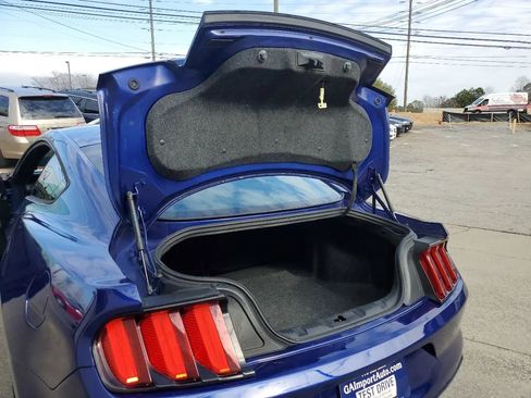 Used 2016 Ford Mustang Coupe image 35