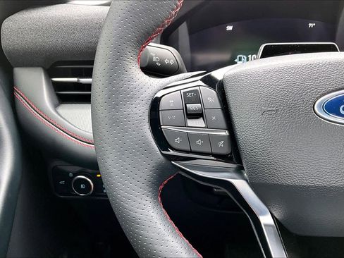 Certified 2025 Ford Explorer ST-Line w/ Premium Package image 24