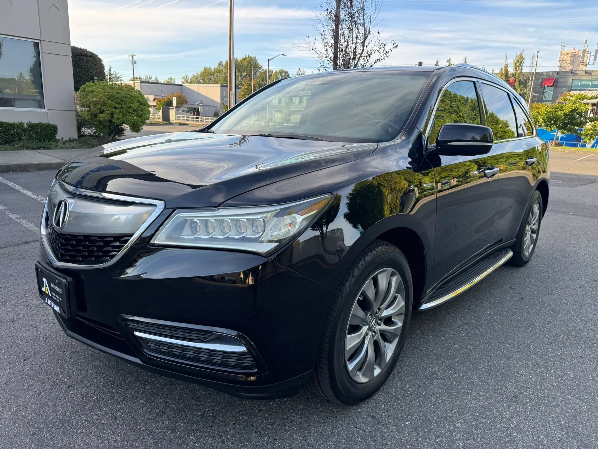 Used 2016 Acura MDX w/ Technology Package AWD/4WD image 4