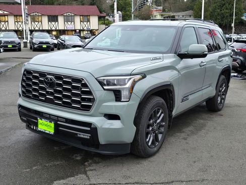 New 2026 Toyota Sequoia Platinum image 38