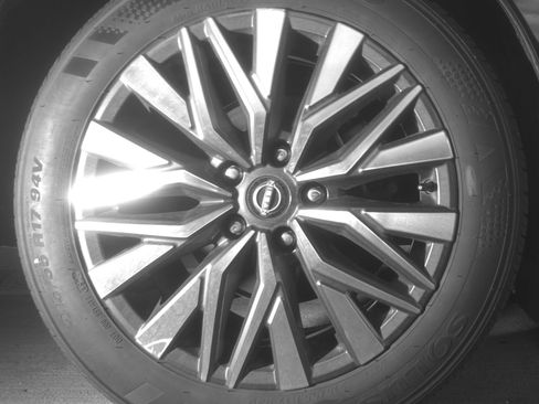 Used 2025 Nissan Altima 2.5 SV FWD image 15