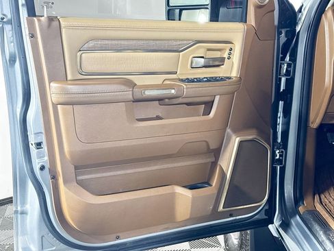 Used 2024 RAM 3500 Limited w/ Safety Group AWD/4WD image 10