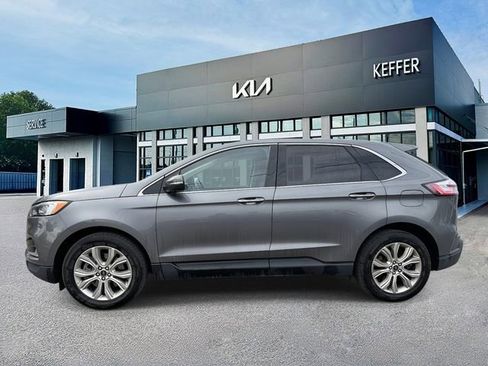 Used 2023 Ford Edge Titanium image 5