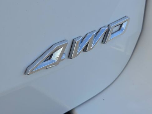 Used 2025 Ford Explorer ST-Line w/ ST-Line Street Pack AWD/4WD image 5